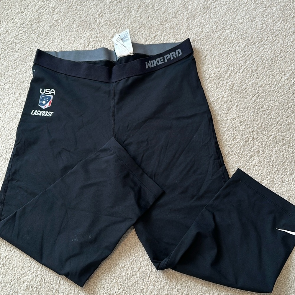 Nike Pro Capris